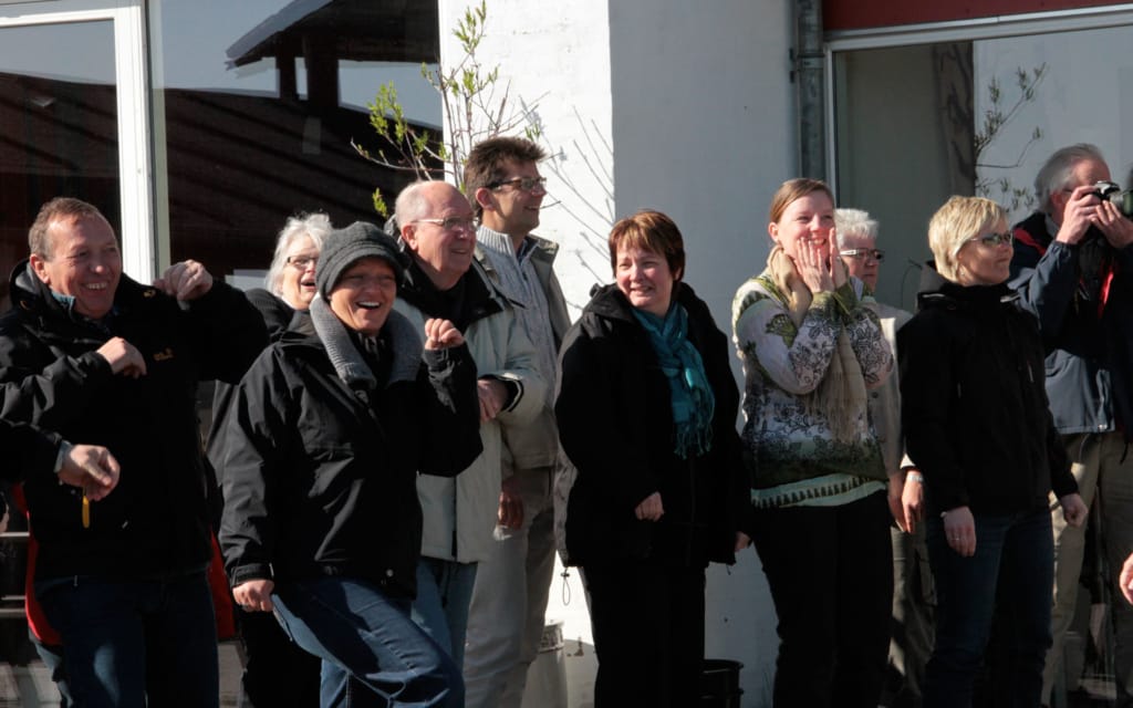 Vi bringer smilet og det indre legebarn frem.