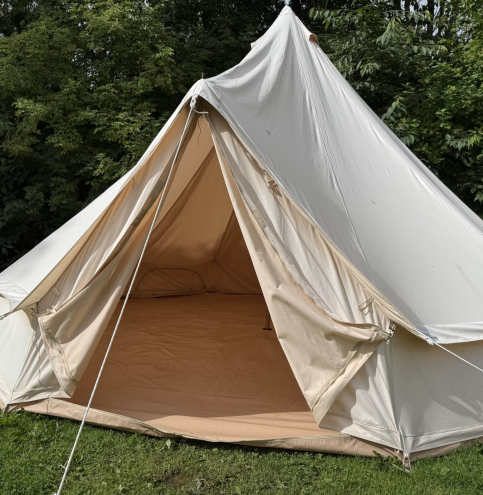 Stort telt skimte indenfor